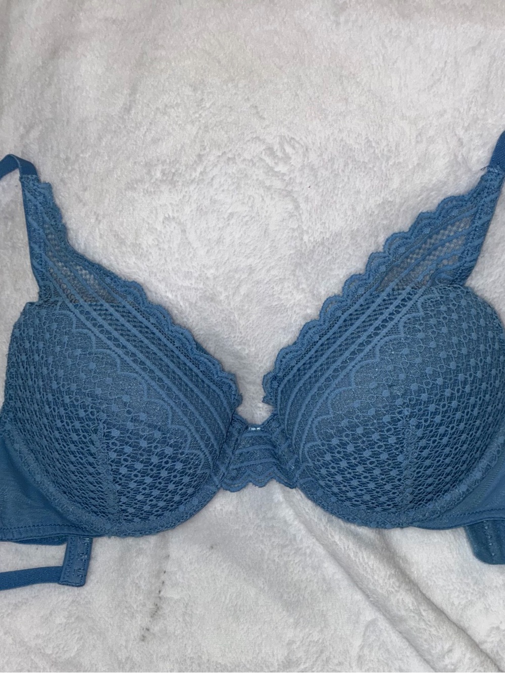 Auden Blue Lace plunge coverage Push-Up Bra with Scalloped Trim